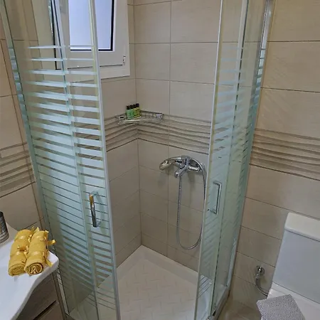 Apartment Strelitzia Karavádhos